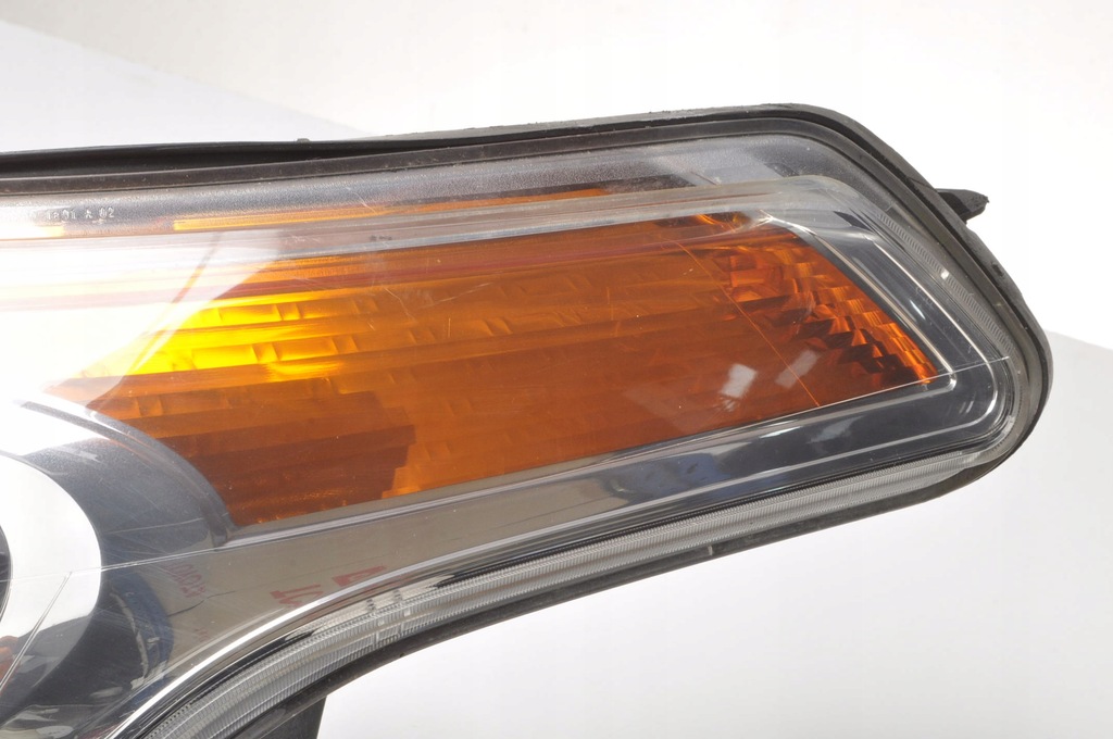 фото №8, Citroen c3 picasso лампа левая передняя anglik