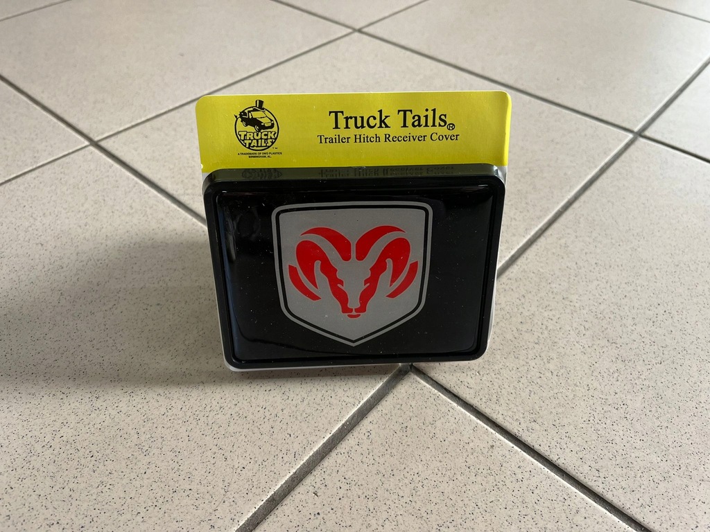 фото №1, Пластиковая защита фаркоп holowniczek dodge ram