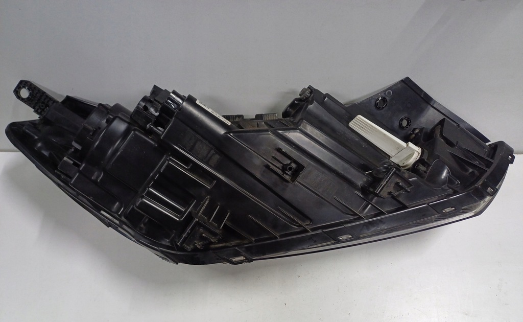 фото №13, Лампа левый перед hyundai tucson iii 3 15-18r europa