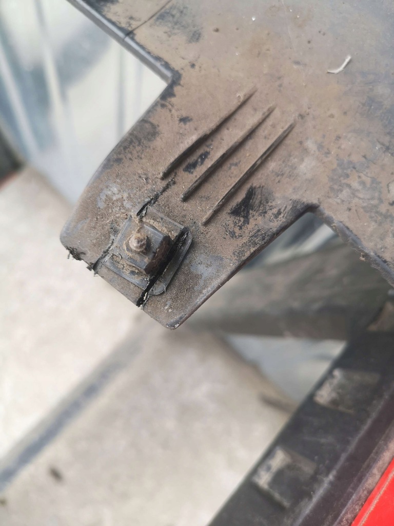 фото №16, Бампер задний citroen c3 i hb vtr цвет ezrc lata 2002-2006