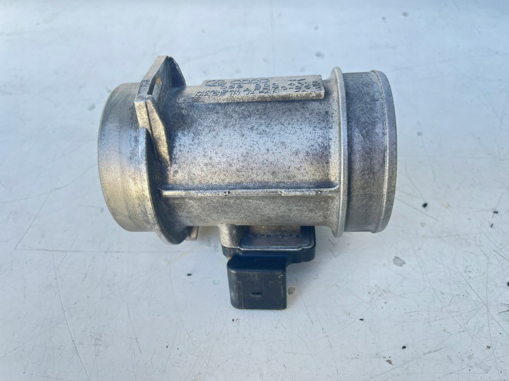 Купити Витратомір audi a6 c5 059906461d