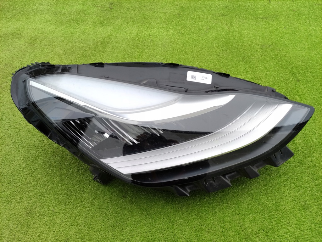 фото №1, Tesla model 3 лампа правая передняя перед full led