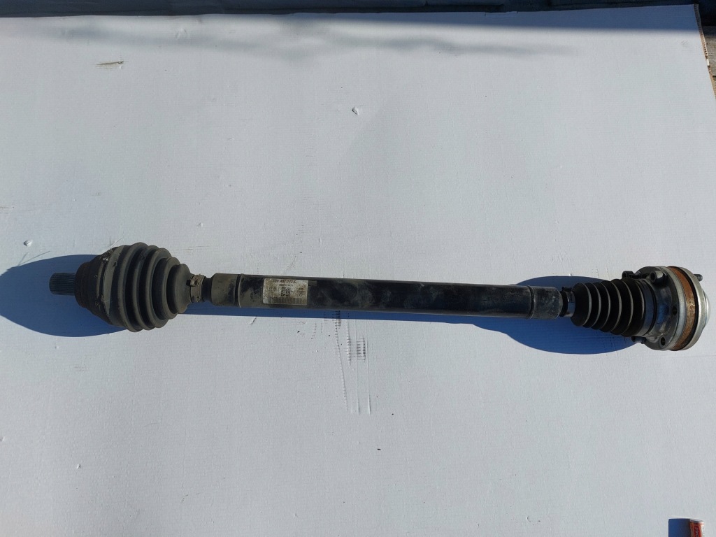 Купить Superb 3 passat приводной вал правый  2.0 man 3q0407272c