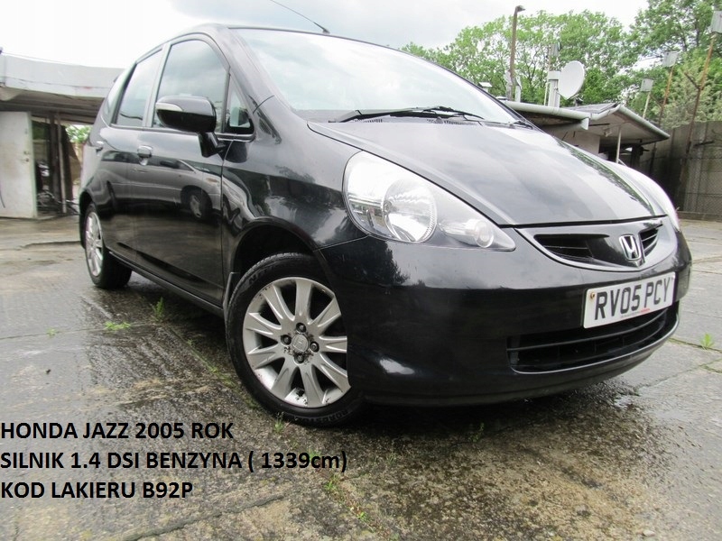 Honda jazz 02- стекло лобовое передок  передняя Оригинал