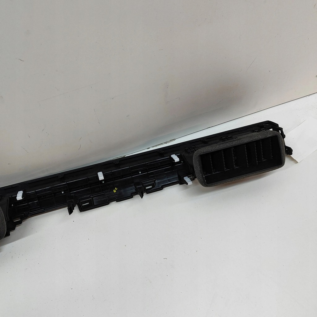 фото №6, Kia ev6 2023 форсунки / ґрати обдув панелі приладової панелі