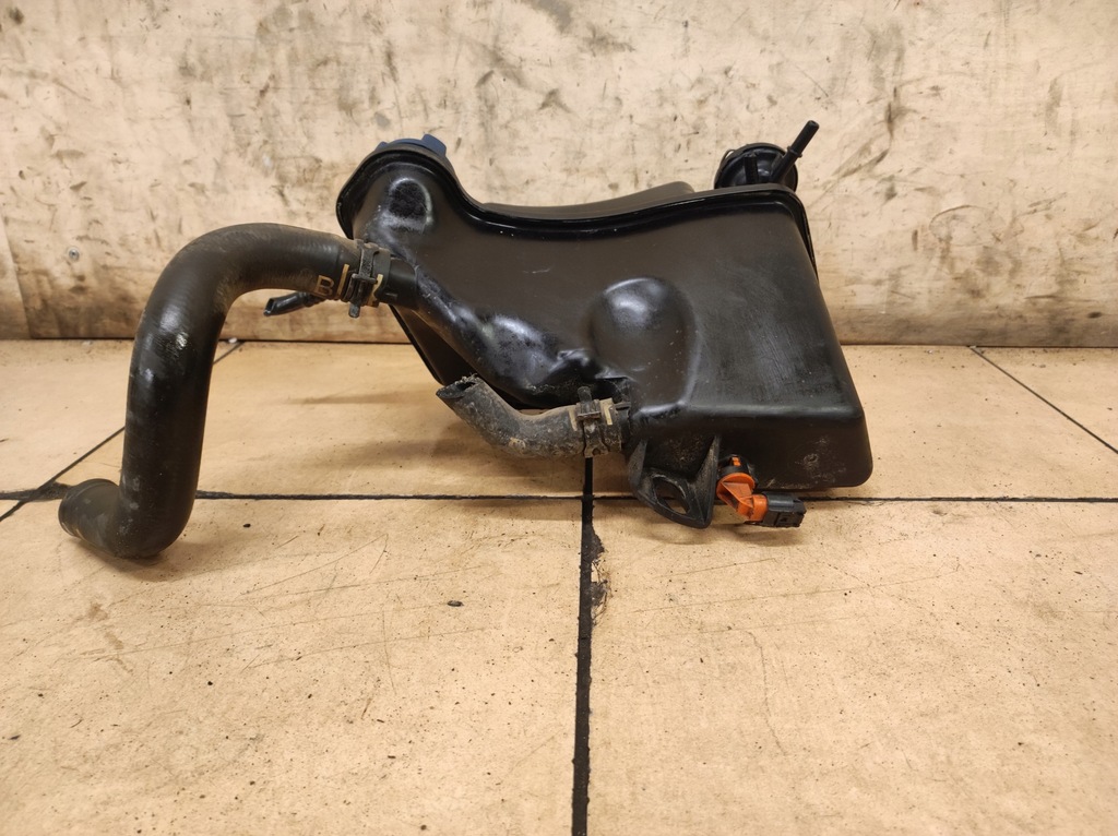 фото №6, Бак бачок розширювальний wody porsche cayman 981