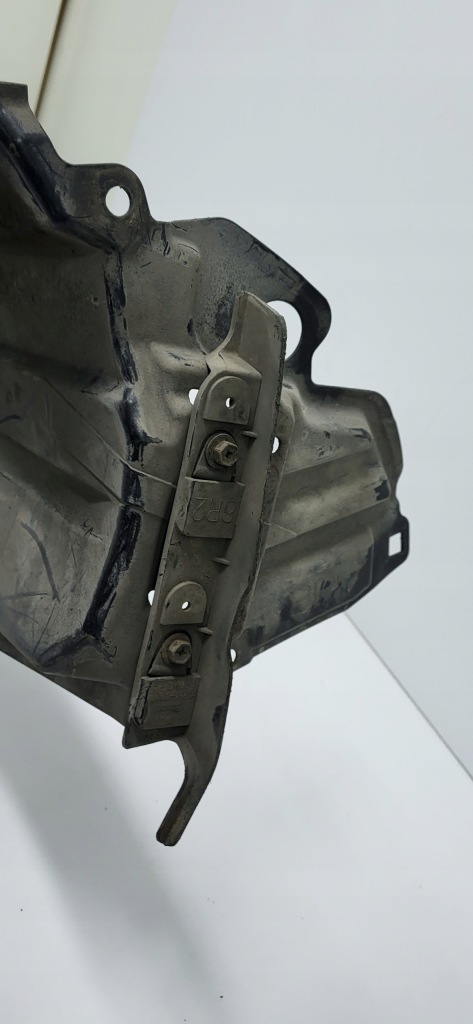 фото №11, Yaris iii 11-16 підкрилок захист крила перед праве + бризковик 53875-0d160