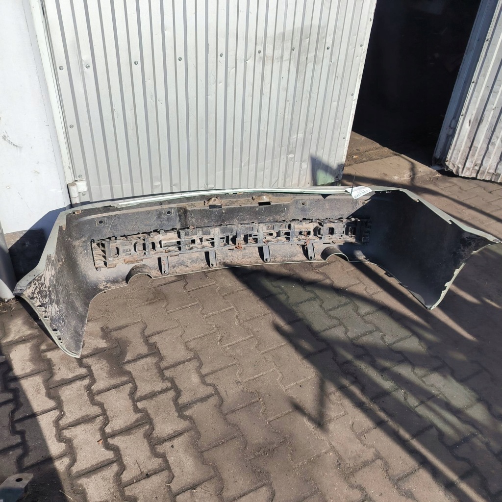 фото №2, Бампер задняя chrysler 300c v8