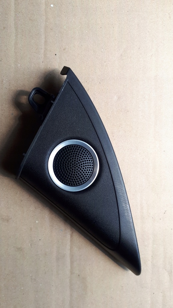 фото №1, A4 b8 s4 защита накладка динамика левая треугольник