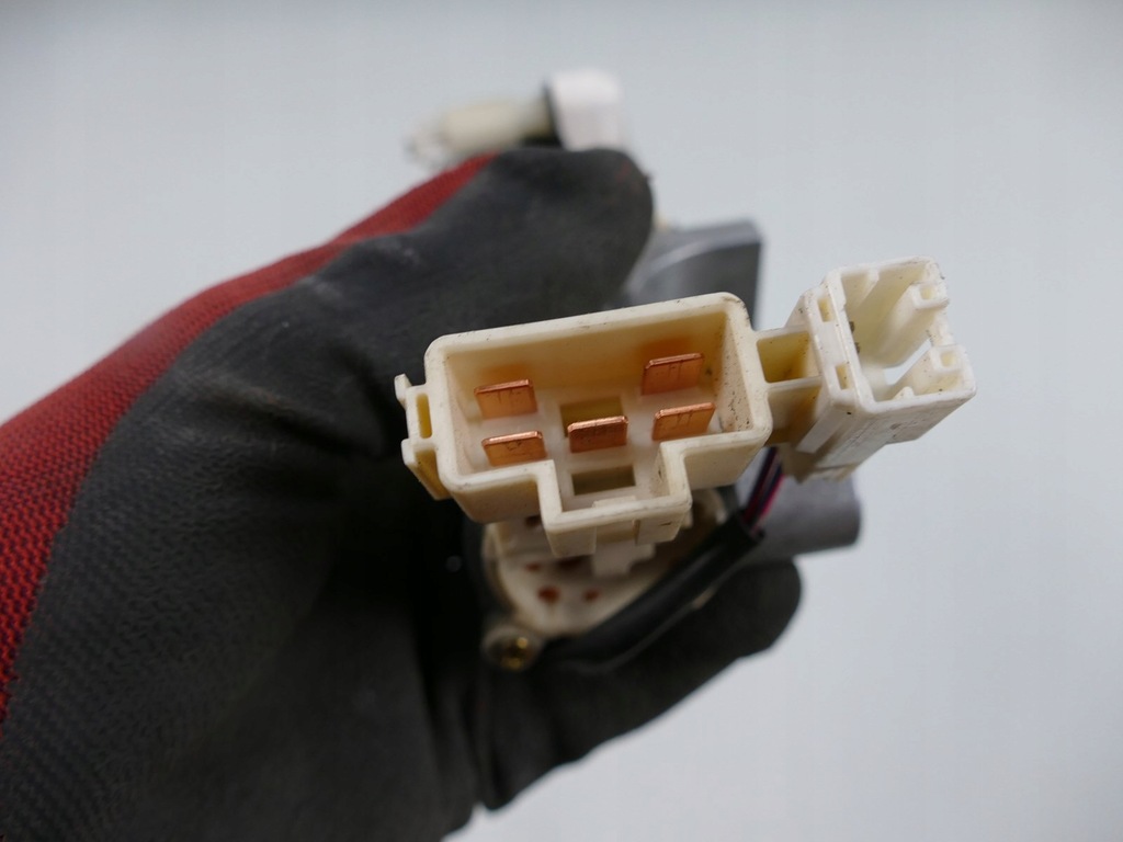 фото №7, Subaru legacy iv 3.0 замок запалювання з ключ ключ