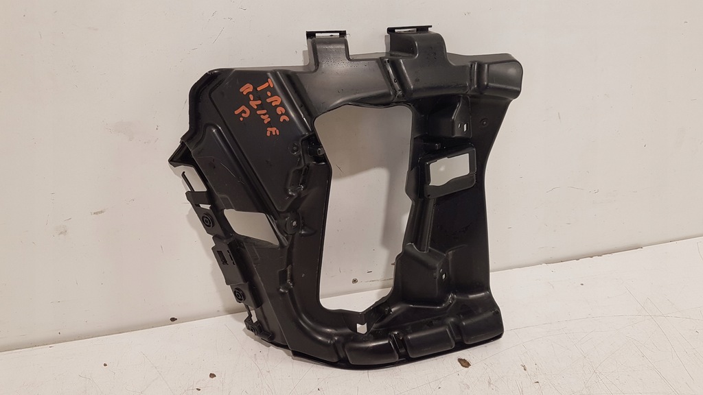 фото №1, Vw t-roc r-line lift направляющая кронштейн бампера правый перед 2ga807724e