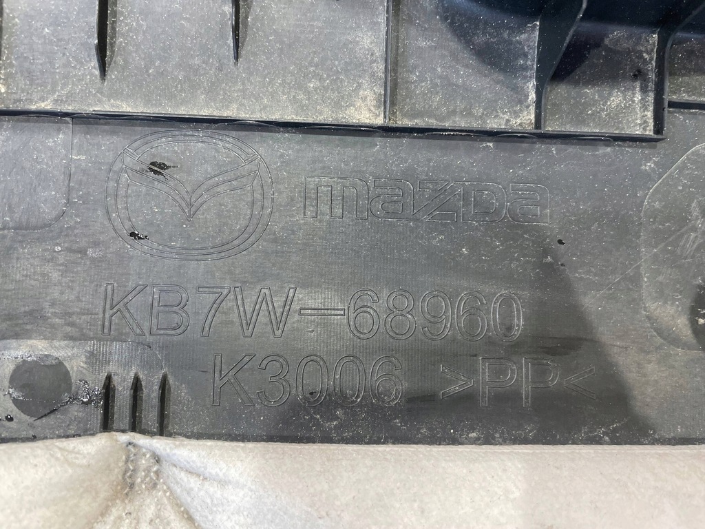 фото №10, Mazda cx5 cx-5 ii 2 kf 17- обивка крышки задняя задний багажника