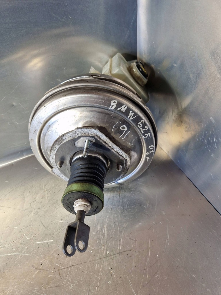 Купити Насос гальмівна bmw 5 e60 e61 lac115t