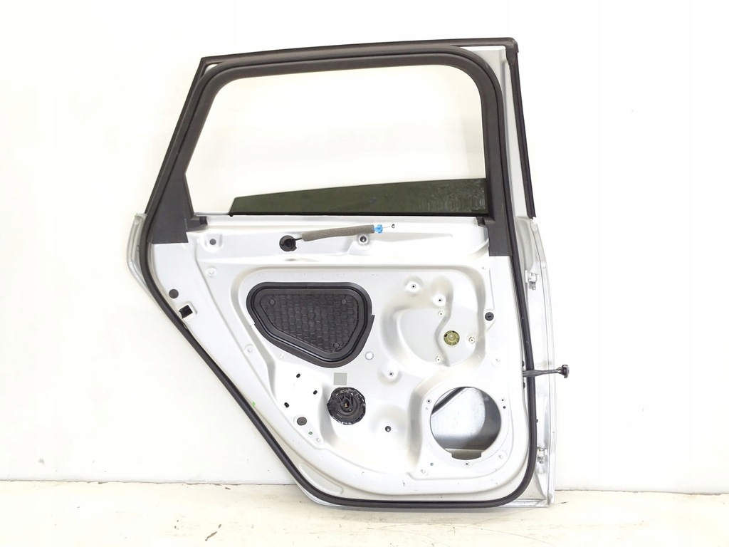 фото №11, Дверь левый задняя левая задние audi a3 8v sb lx7w