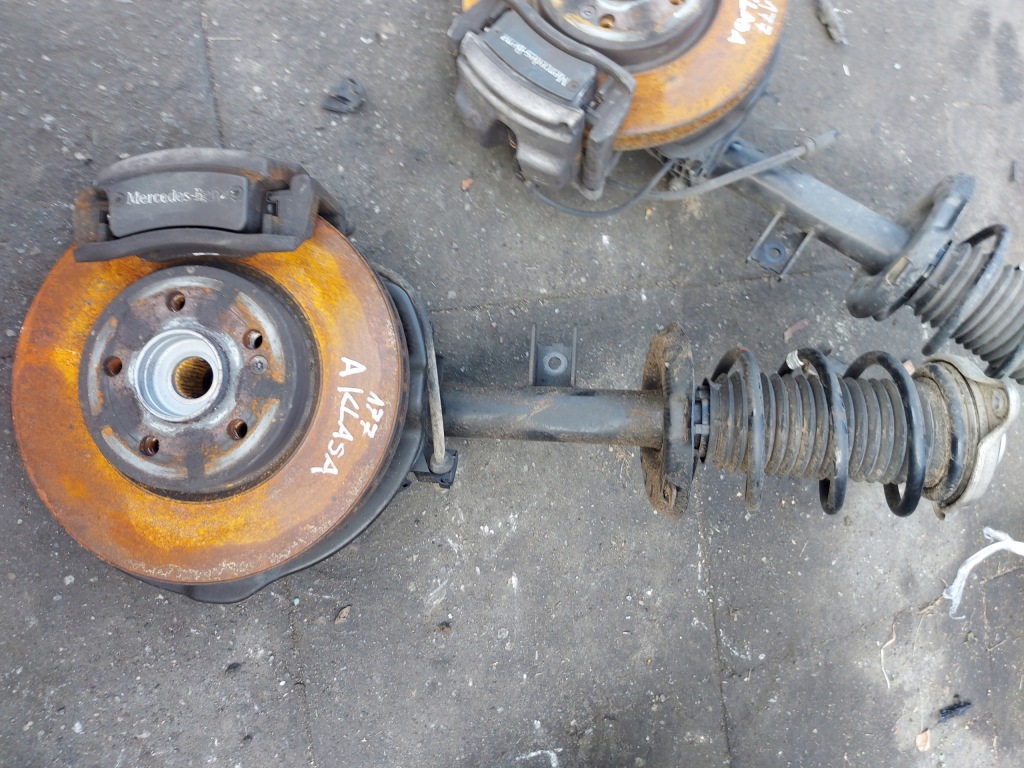 фото №1, Mercedes a-klasa w177 2.0 cdi amg поворотний кулак амортизаторна стійка лівий перед