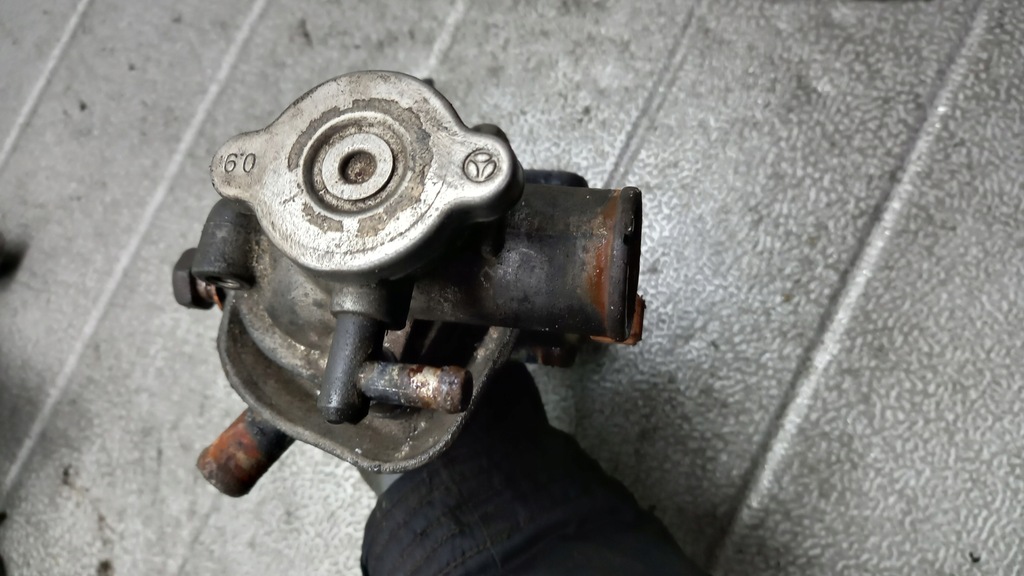 фото №5, Корпус термостата kia carnival 02r ii 2.9td