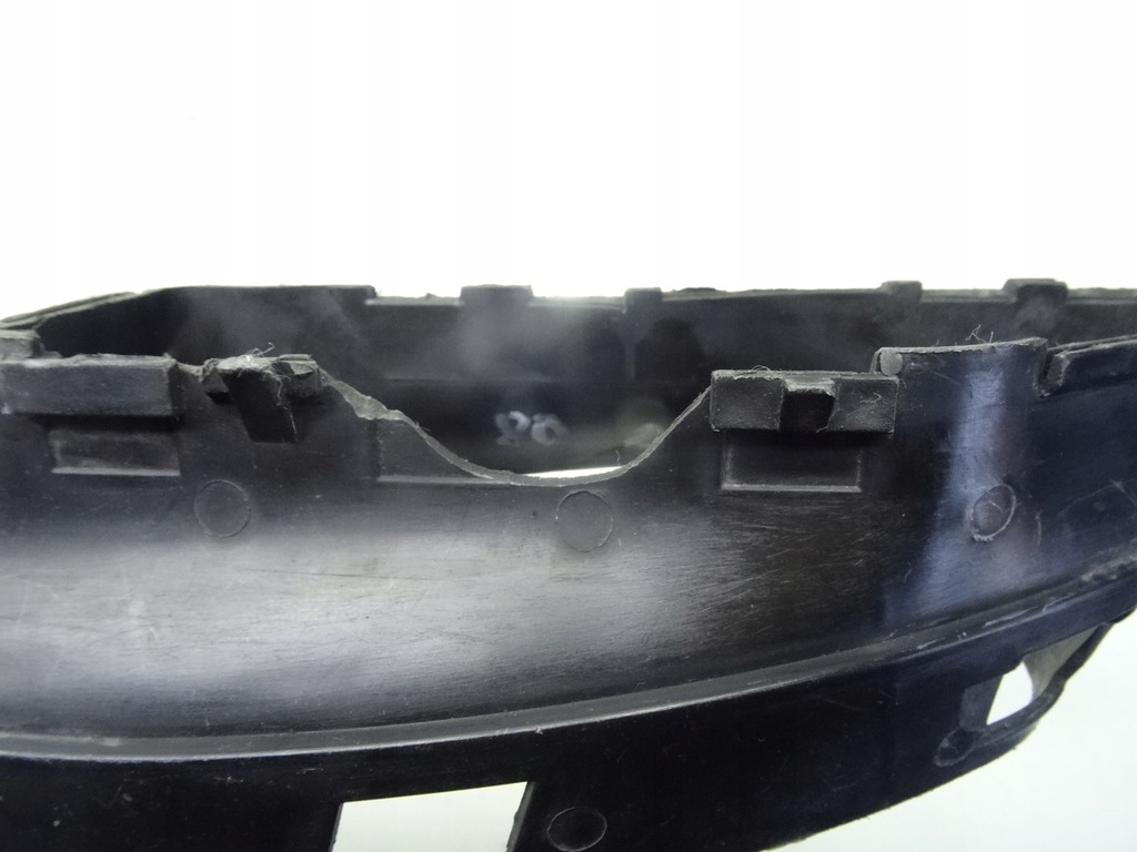 фото №5, 077129617b audi a8 d2 94-02 воздухозаборник воздуха