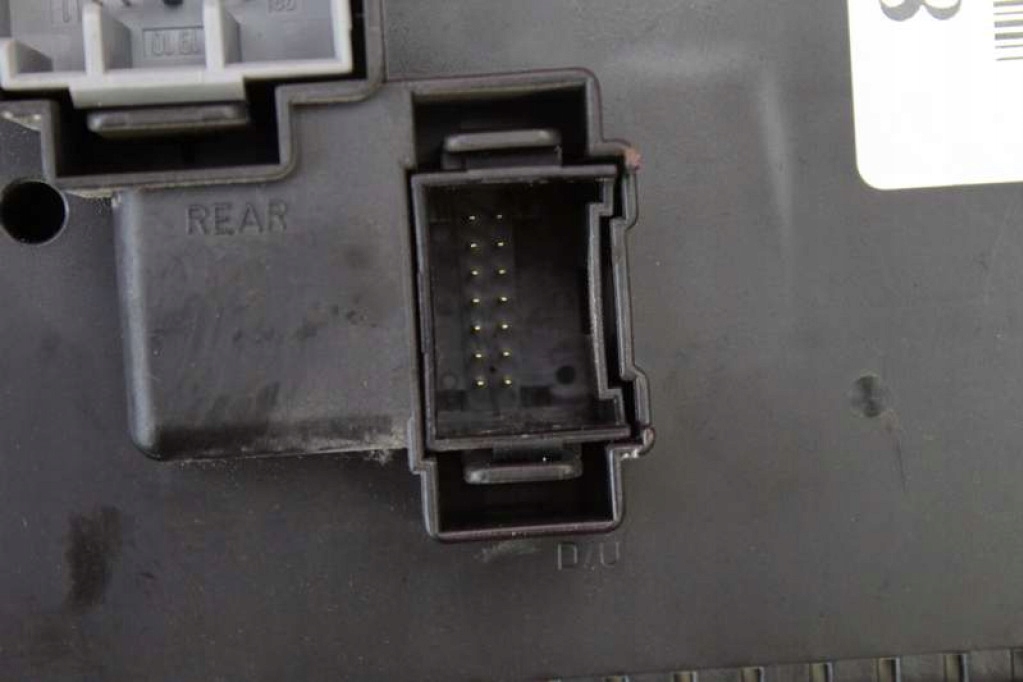 фото №14, Коробка запобіжників rem 8676391 volvo xc90 1 i 2.9 t6 272 km 02-06