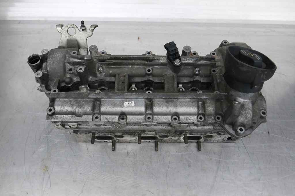 фото №2, Mercedes w211 3.0 cdi v6 головка вали a6420108820