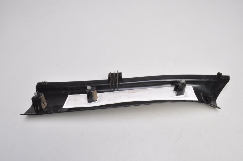 фото №7, Volvo xc60 ii защита стойка пластик правый 31425702