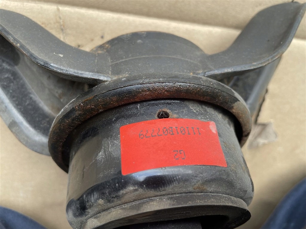 фото №7, Кронштейн подушка двигателя 2.0 crdi d4ha 21825-2s200 hyundai ix35 09-15r 11r