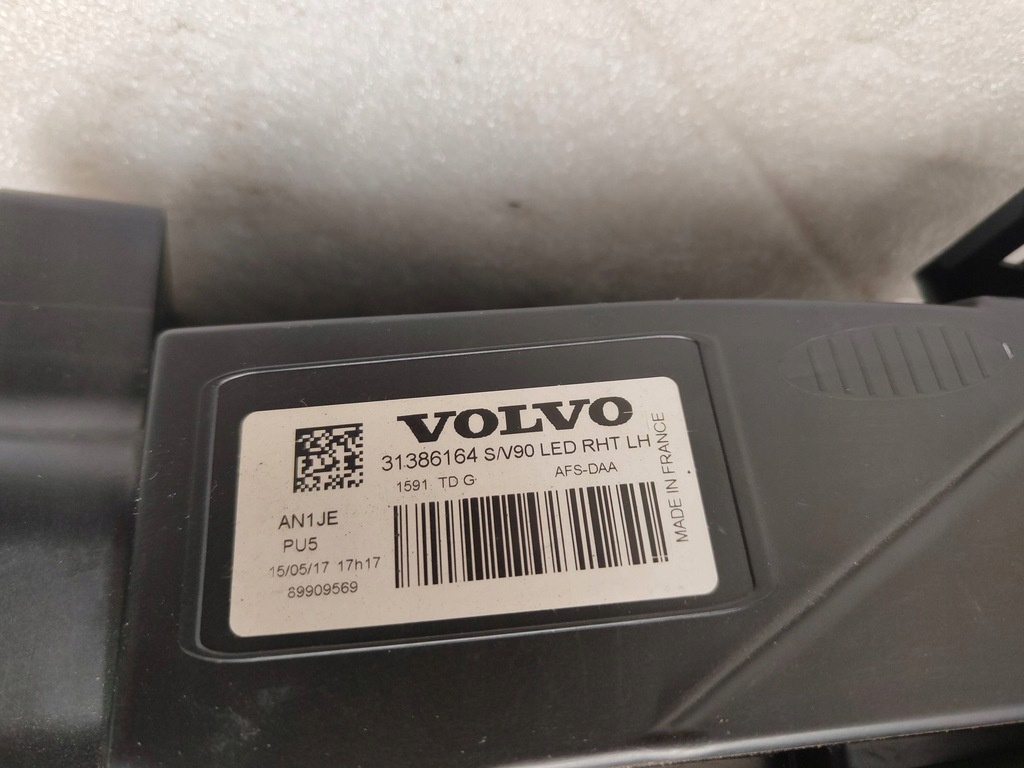 фото №10, Volvo s90, v90 full led sm перед сторона ліва 31386164