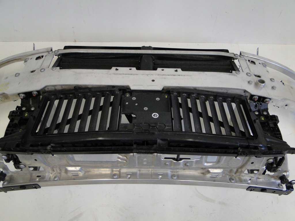 фото №12, Mercedes pas передний усилитель перед c klasa 206 w206 a2066201400 kpl