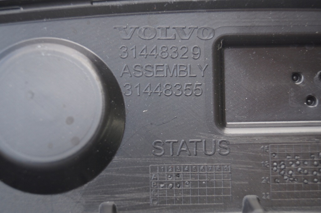 фото №10, Молдинг na крыло задняя задняя правая volvo xc40