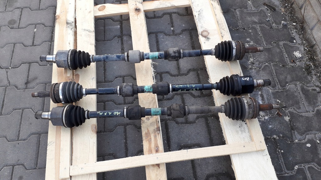 фото №1, Hyundai i40 11- 1.7 crdi приводной вал правый перед