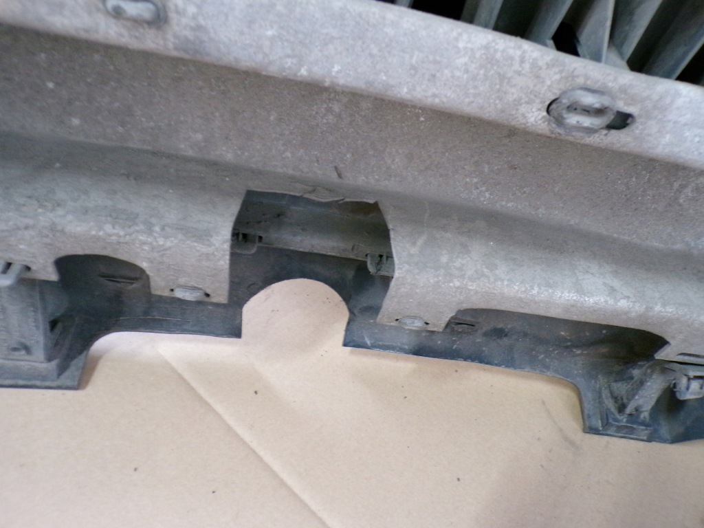 фото №15, Audi a4 b5 бампер задняя sedan 8d5807363