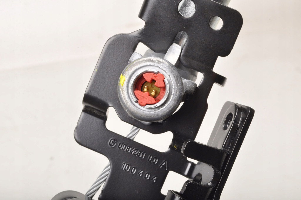 фото №6, Volvo c30 pas безопасности левый перед передний lift 31320498