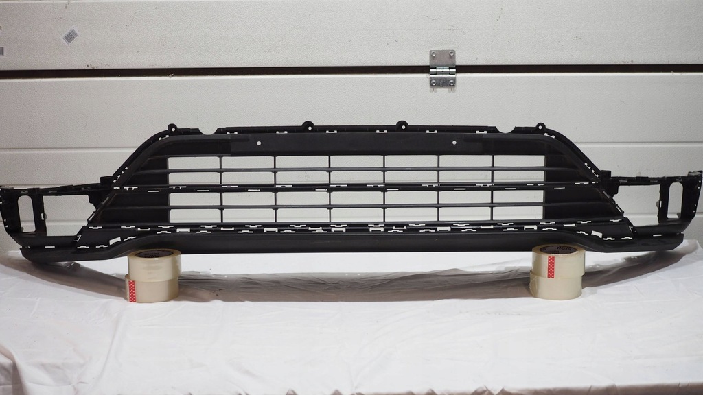 фото №1, Решётка vw t-roc 17- накладка бампера перед 2ga805903b