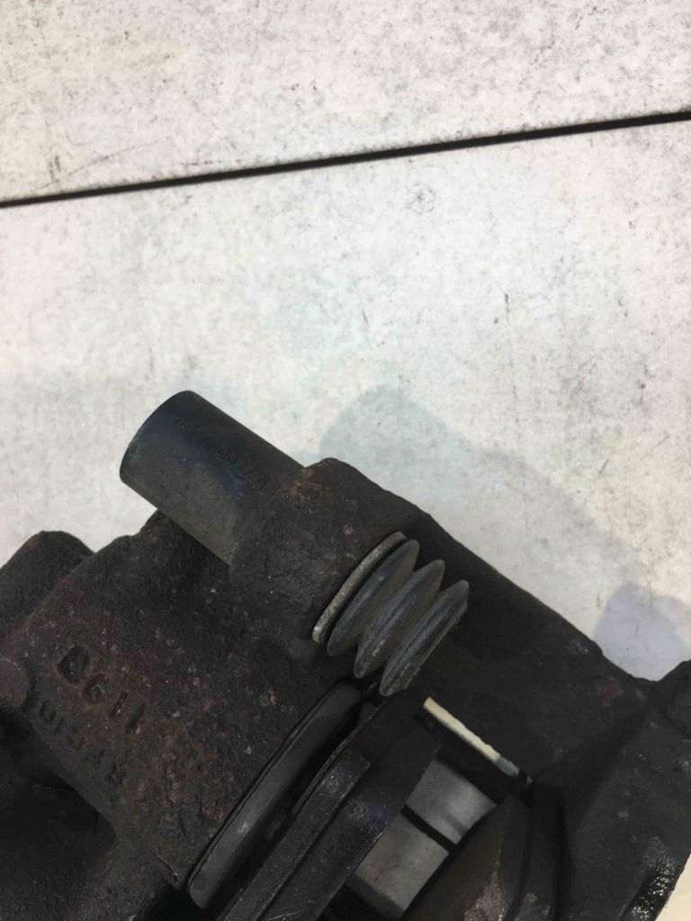 фото №7, Суппорт тормозной левый задняя peugeot 607