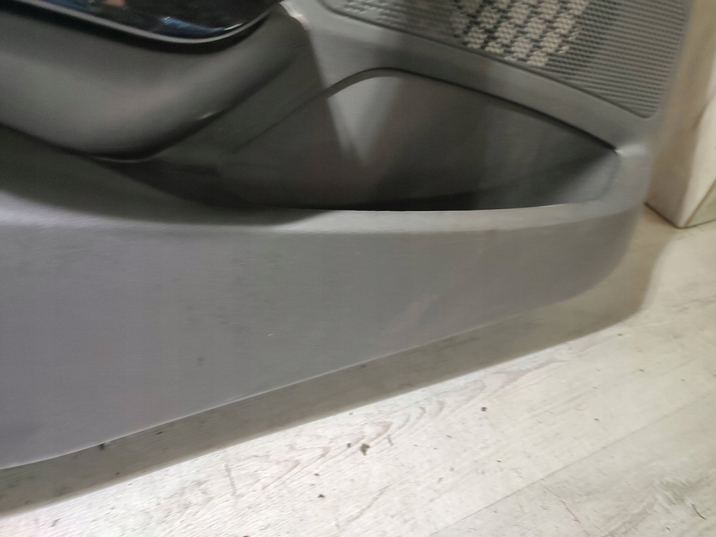 фото №5, Peugeot 2008 i 2018 перед сторона левая обшивка обивка дверь