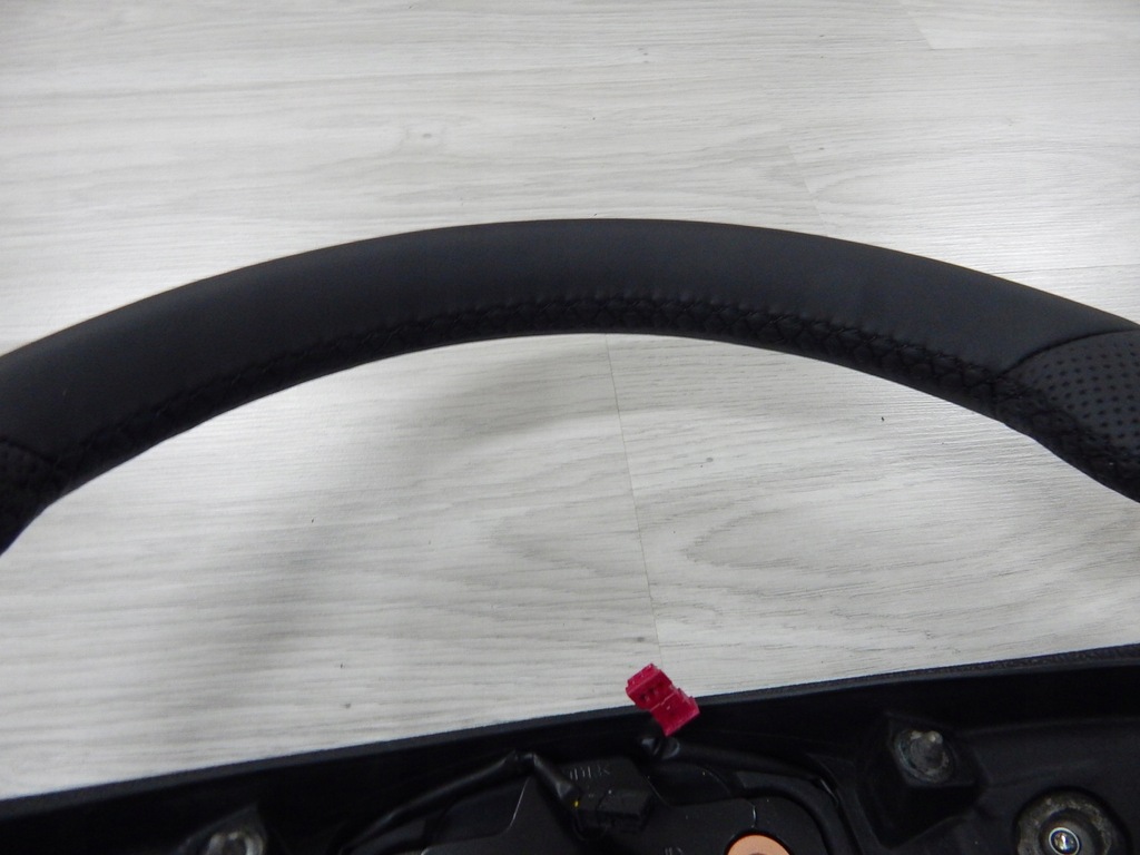 фото №5, Mercedes ml w164 lift w251 lift - повітропровід sport пелюстки перемикання