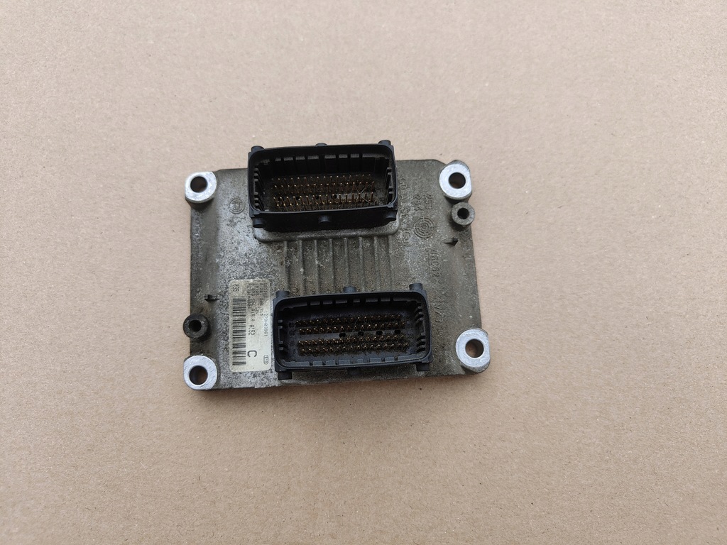 фото №1, Блок управления бортовой компьютер alfa romeo 0261206715