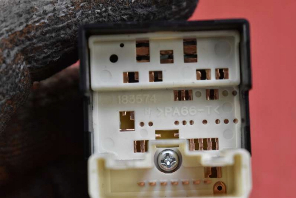 фото №8, Панель регулировки зеркал 183574 toyota yaris 3 iii 14-17