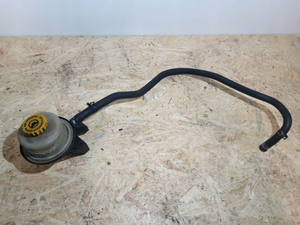 фото №1, Бачок усилителя caravan voyager iv 2.4