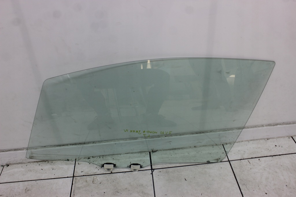 фото №1, Honda jazz iv 15r- скло двері ліва передня лівий перед