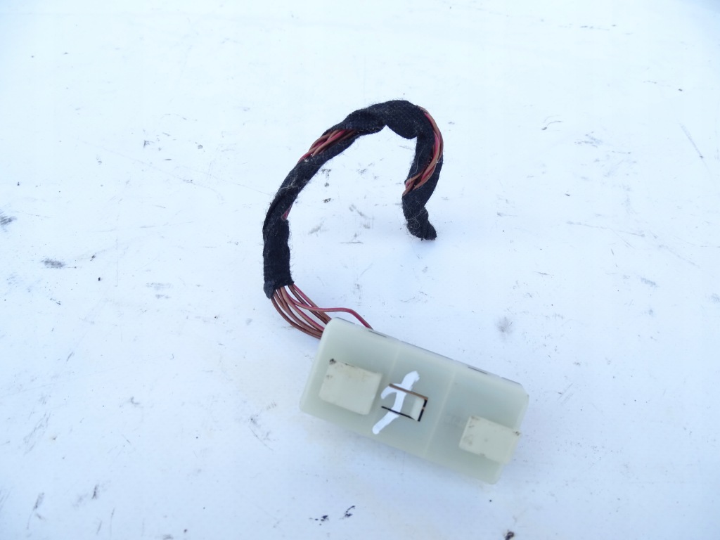 фото №1, Розподільник струму a0045467540 mercedes ml w166