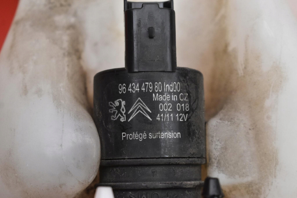 фото №9, Бачок омывателя 9685005580 peugeot 3008 1 i 10-13