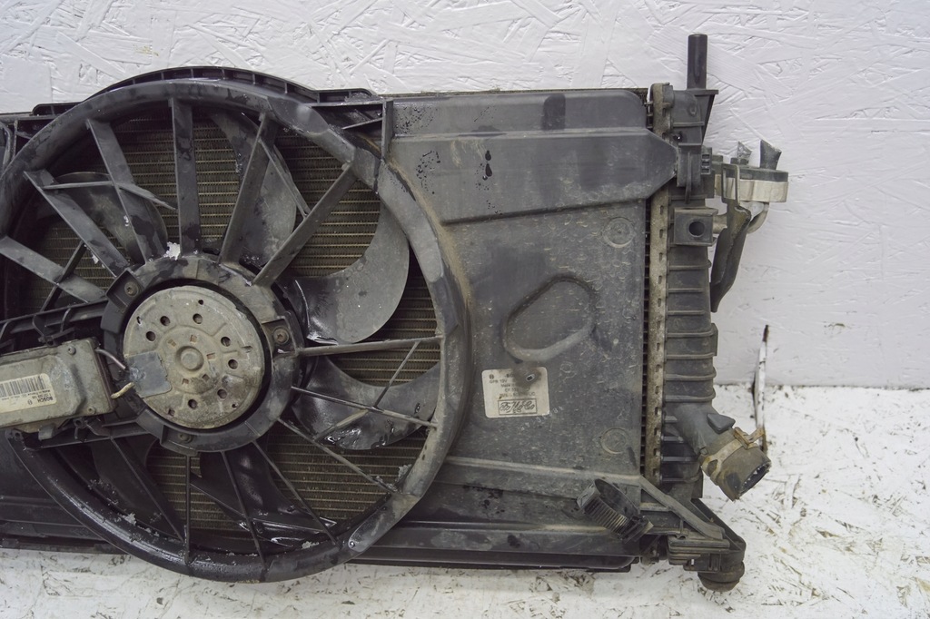 фото №7, Pas передний радиатор volvo v50 2.0 d