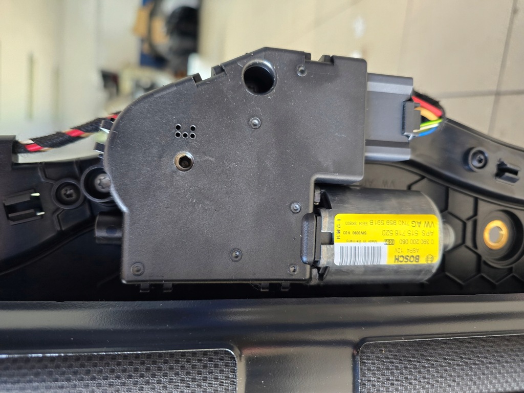 фото №8, Крыша люк панорама audi q5 sq5 8r0 s-line czarna подкрылок 8r0877041d