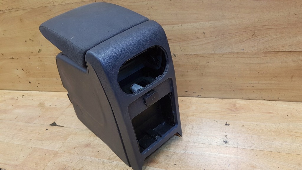 фото №4, Подлокотник vw golf v plus