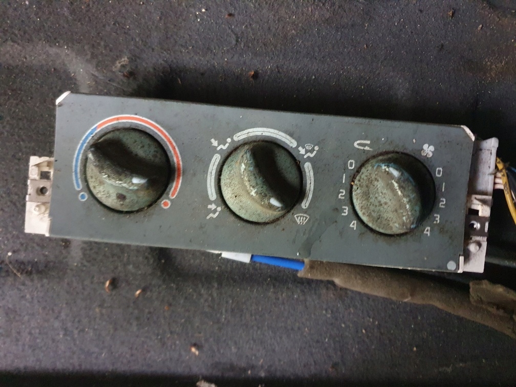 фото №11, Панель обдув с кондиционер кондиционер renault twingo i 98 -2003