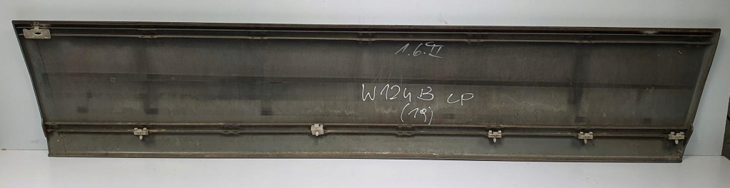 Молдинг дверей ліва mercedes w124 1246900540 Київ