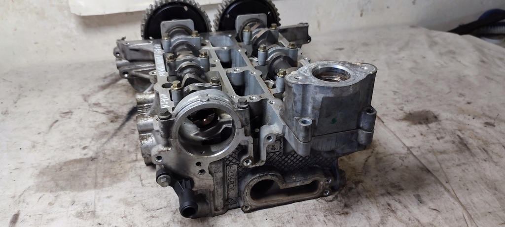 фото №9, B-max 12r fiesta mk7 1,0 ecoboost головка вали 117tk cm5g6090gc