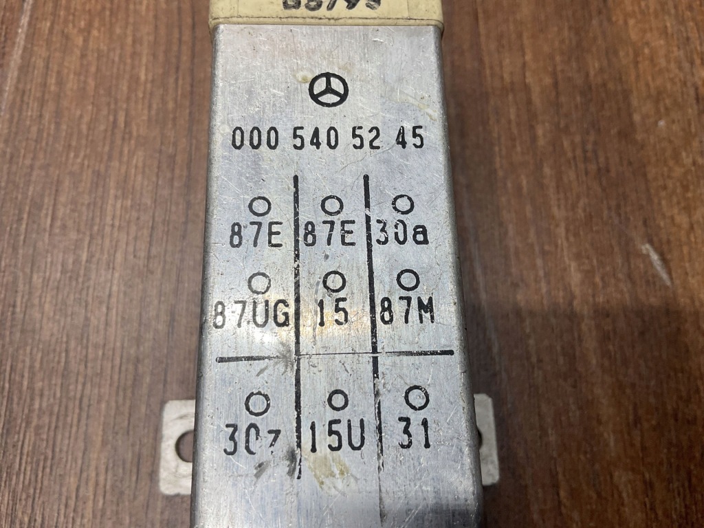 Реле захист від перенапруги srs mercedes w124 w126 0005405245 Доставка
