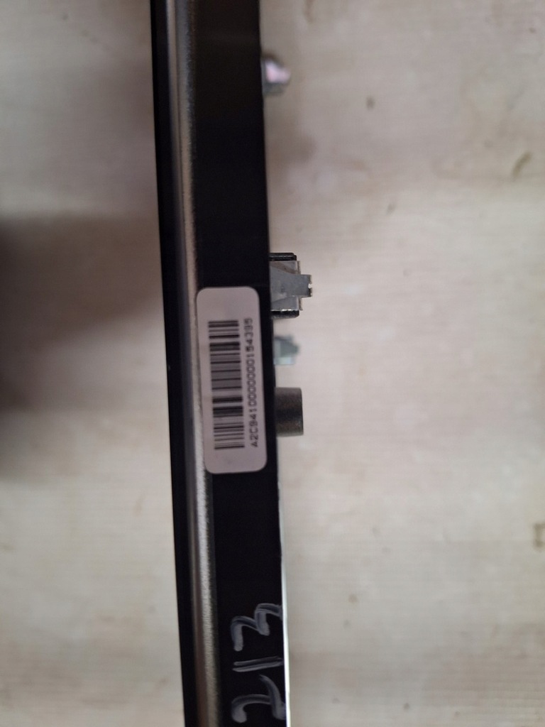 фото №9, Mercedes w213 kombi рамка спидометра