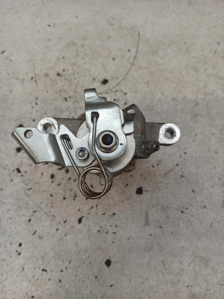 фото №6, Opel astra j iv kombii супорт гальмівний лівий задня